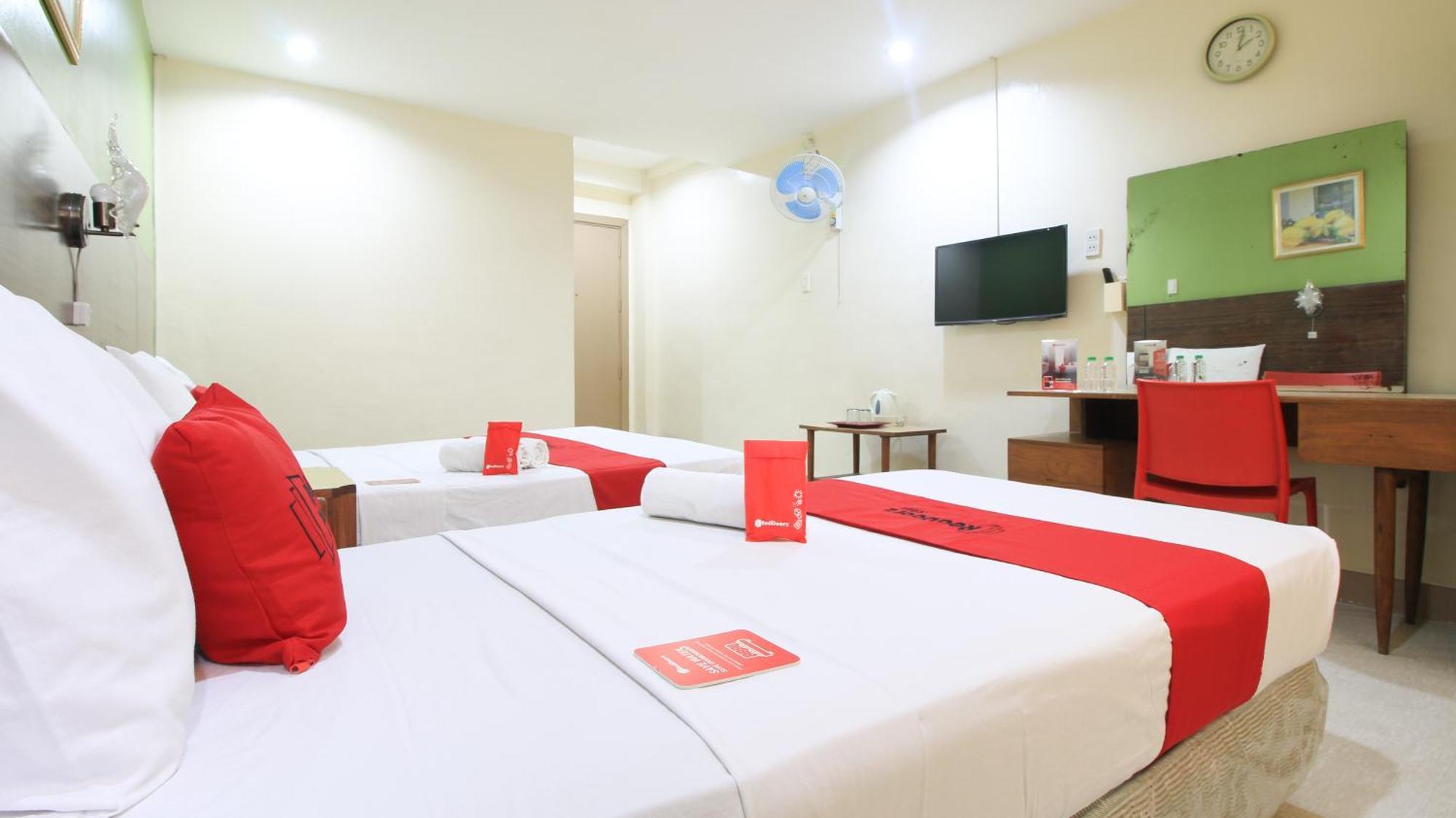 Reddoorz Plus @ Chinatown Binondo مانيلا المظهر الخارجي الصورة
