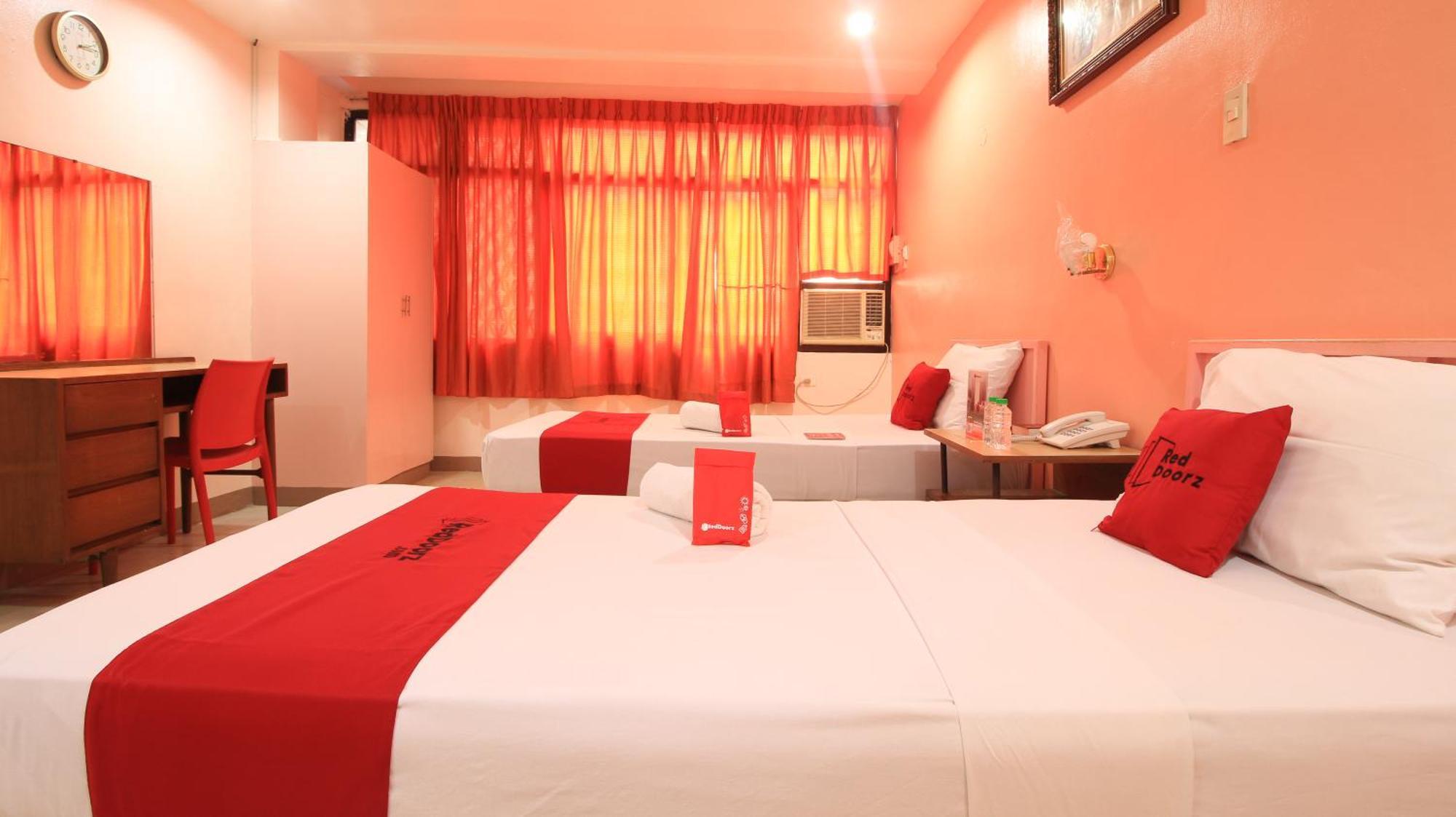 Reddoorz Plus @ Chinatown Binondo مانيلا المظهر الخارجي الصورة