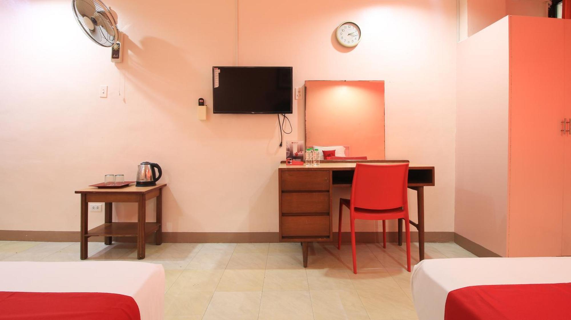 Reddoorz Plus @ Chinatown Binondo مانيلا المظهر الخارجي الصورة