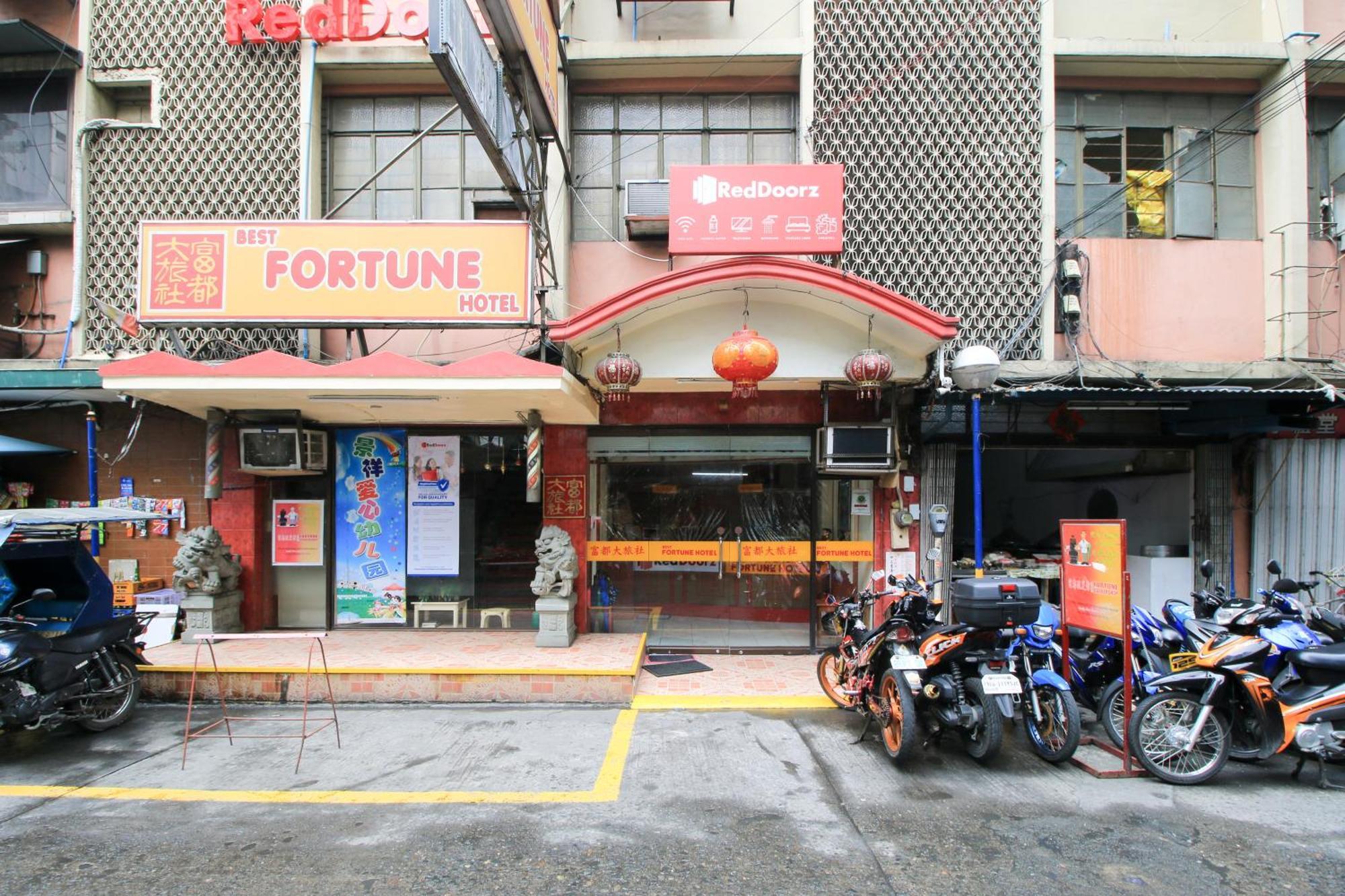 Reddoorz Plus @ Chinatown Binondo مانيلا المظهر الخارجي الصورة